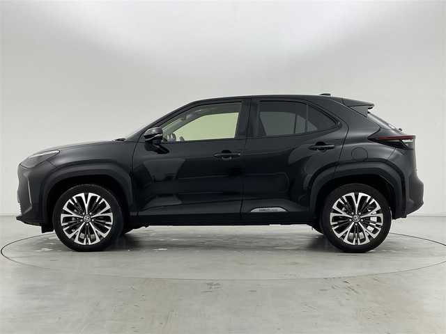 トヨタ ヤリスクロス Z 千葉県 2021(令3)年 2.5万km ブラックマイカ 純正８型ナビ　バックカメラ　Ｂｔ　ＴＶ　追従型クルーズコントロール　追突軽減ブレーキ　ＥＴＣ　純正フロアマット　パワーシート　シートヒーター　レーンアシスト機能　盗難防止　ＬＥＤ　純正１８インチＡＷ