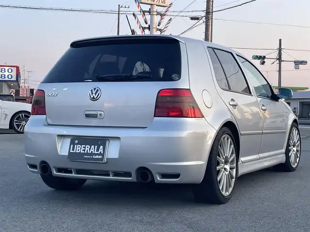フォルクスワーゲン ゴルフ R32 三重県 2003(平15)年 19.1万km シルバー