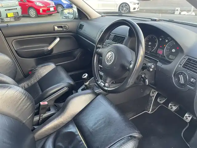 フォルクスワーゲン ゴルフ R32 三重県 2003(平15)年 19.1万km シルバー