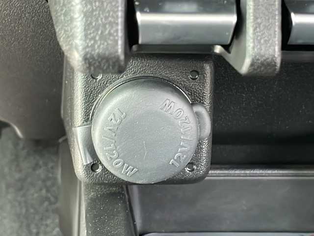 スズキ ジムニー XC 道央・札幌 2022(令4)年 1.4万km グレー ・４WD /ターボ/・スズキセーフティサポート/・デュアルセンサーブレーキサポート/・リフトアップ/社外サス.ショック/・ラテラルロット/RAYSアルミホイール/・マッドタイヤ（GRANDTREK MT2）/・社外テール/社外フロントバンパー/・純正サス/ショック/テール有/・社外9インチナビ/・DVD.CD.SD.Bluetooth/・フルセグ/バックカメラ/・クルーズコントロール/・フロント左右シートヒーター/・LEDライト/オートハイビーム/・社外フォグランプ/社外ルーフキャリア/・ETC/ドライブレコーダー