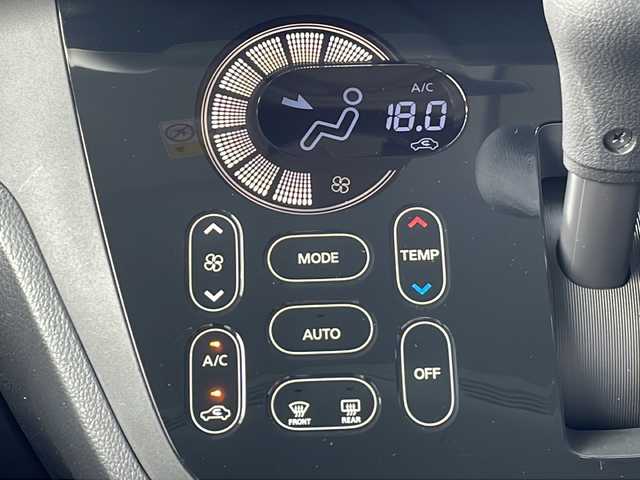 日産 デイズ ルークス ハイウェイスターX 三重県 2020(令2)年 1.6万km オーシャンブルーP 純正ナビ(AM/FM/CD/TV/BT)/フルセグTV/全周囲カメラ/片側パワースライドドア/革巻きステアリング/リヤサンシェード/オートハイビーム/衝突軽減ブレーキ/レーンキープアシスト/横滑り防止/アイドリングストップ/純正フロアマット/電動格納ミラー/禁煙車