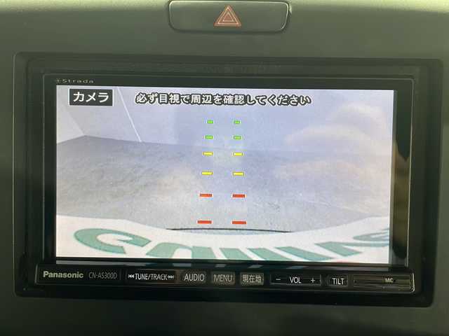 ホンダ フリード G 沖縄県 2016(平28)年 7.1万km ホワイトオーキッドパール 禁煙車　/社外ナビ/【ＣＤ／ＤＶＤ／フルセグＴＶ／ＢＴ／ＡＵＸ】　/後席モニター　/片側パワースライドドア　/ビルトインＥＴＣ　/ステアリングスイッチ　/エンジンスタートボタン　/純正フロアマット　/スマートキー