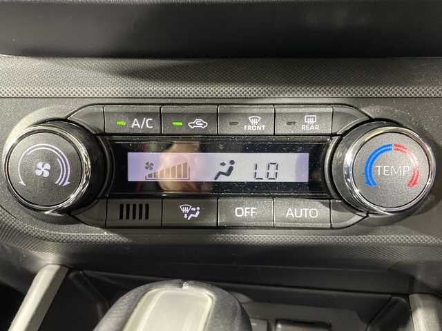 トヨタ ライズ Z 福岡県 2022(令4)年 3.1万km ナチュラルベージュマイカM 純正メモリナビ/・CD/DVD/BT/フルセグTV/・全方位モニター/スマートアシスト/シートヒーター（D/N)/コーナーセンサー/革巻きステアリング/・ステアリングリモコン/LEDヘッドライト/・オートライト/・フォグランプ/電子パーキング/・ブレーキホールド/スマートキー/・スペアキー/・プッシュスタート/ETC/ドライブレコーダー前後/純正17インチアルミホイール/純正フロアマット/純正ドアバイザー
