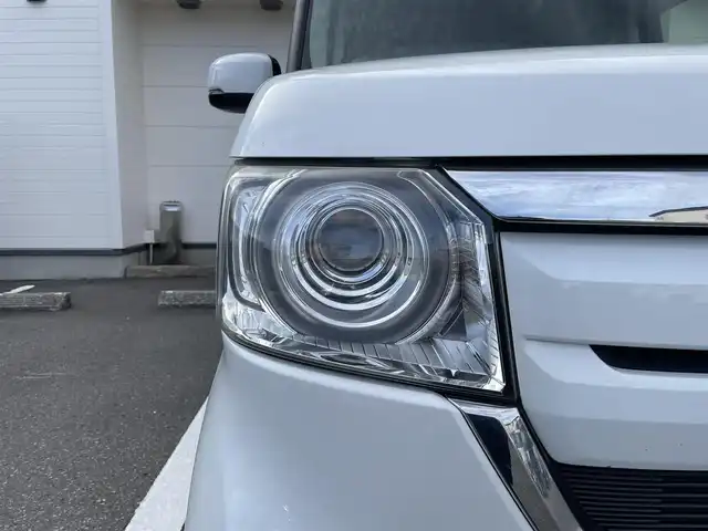 ホンダ Ｎ ＢＯＸ G L ホンダセンシング 青森県 2019(平31)年 7.8万km プラチナホワイトパール (株)IDOMが運営する【じしゃロン青森店】の自社ローン専用車両になりますこちらは現金、またはオートローンご利用時の価格です。自社ローンご希望の方は別途その旨お申付け下さい。/４WD/スマートキー/社外ナビ/フルセグテレビ/バックカメラ/ETC/片側パワースライドドア