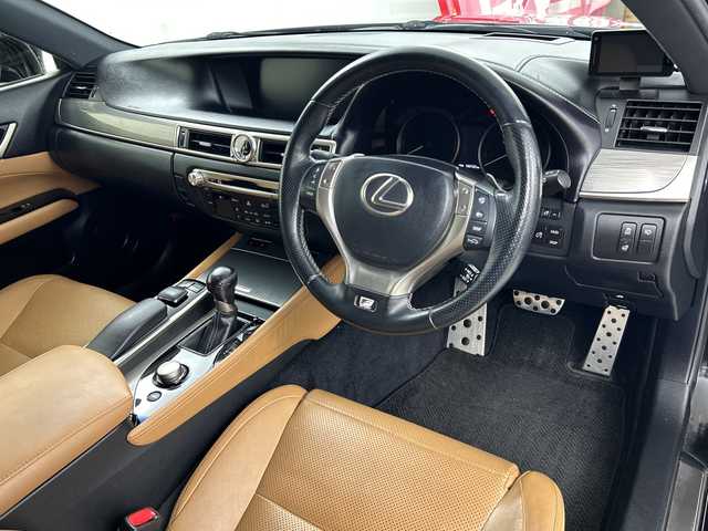 レクサス ＧＳ 350 Fスポーツ 道央・札幌 2012(平24)年 16.4万km ブラック ・4WD/・純正HDDナビ/（BT/CD/HDD/USB/AUX/フルセグTV）/・純正エンジンスターター/・レーダークルーズ/横滑り防止装置/・デジタルインナーミラー/バックカメラ/・前席パワーシート/D席シートメモリー/・前席シートヒーター/ベンチレーション/・ステアリングヒーター/ステアリングスイッチ/・プッシュスタート/スマートキー/・パワーバックドア/・ヘッドアップディスプレイ/・LEDオートライト/・パドルシフト