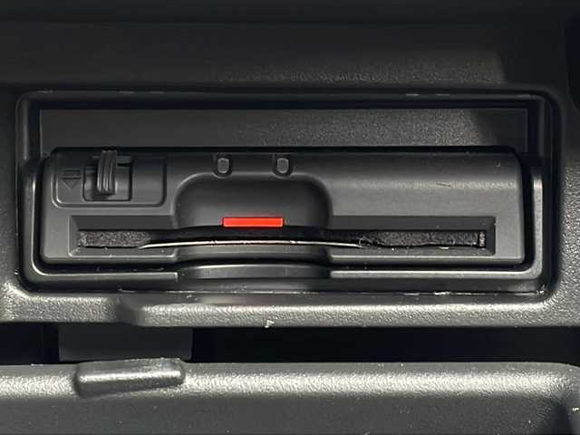 日産 セレナ ハイウェイスター 青森県 2017(平29)年 11.1万km ダイヤモンドブラック 4WD/快適パック/純正9インチナビ・フルセグTV/CD・DVD・Bluetooth・SD/純正フリップダウンモニター/両側パワースライドドア/エマージェンシーブレーキ/クルーズコントロール/前後ドライブレコーダー/ビルトインETC/2.3列目USB電源ソケット/3列目シートスライド/LEDヘッドライト/フォグランプ/純正15インチアルミ/スマートキー/プッシュスタート