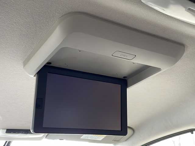 日産 セレナ ハイウェイスター 青森県 2017(平29)年 11.1万km ダイヤモンドブラック 4WD/快適パック/純正9インチナビ・フルセグTV/CD・DVD・Bluetooth・SD/純正フリップダウンモニター/両側パワースライドドア/エマージェンシーブレーキ/クルーズコントロール/前後ドライブレコーダー/ビルトインETC/2.3列目USB電源ソケット/3列目シートスライド/LEDヘッドライト/フォグランプ/純正15インチアルミ/スマートキー/プッシュスタート