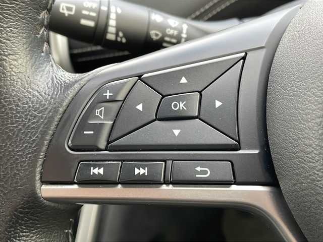 日産 セレナ ハイウェイスター 青森県 2017(平29)年 11.1万km ダイヤモンドブラック 4WD/快適パック/純正9インチナビ・フルセグTV/CD・DVD・Bluetooth・SD/純正フリップダウンモニター/両側パワースライドドア/エマージェンシーブレーキ/クルーズコントロール/前後ドライブレコーダー/ビルトインETC/2.3列目USB電源ソケット/3列目シートスライド/LEDヘッドライト/フォグランプ/純正15インチアルミ/スマートキー/プッシュスタート