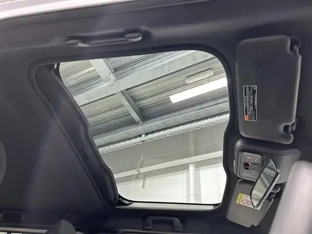 ダイハツ タフト G ダーククロムベンチャー 大阪府 2023(令5)年 1.6万km シャイニングホワイトパール 純正ディスプレイオーディオ　バックカメラ　フルセグTV　HDMI　衝突軽減ブレーキ　レーンキープアシスト　ガラスルーフ　ドライブレコーダー　シートヒーター　オートライト　LEDヘッドライト　スマートキー