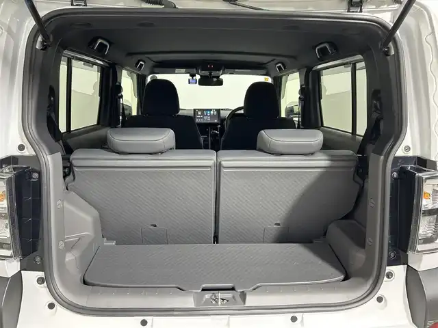 ダイハツ タフト G ダーククロムベンチャー 大阪府 2023(令5)年 1.6万km シャイニングホワイトパール 純正ディスプレイオーディオ　バックカメラ　フルセグTV　HDMI　衝突軽減ブレーキ　レーンキープアシスト　ガラスルーフ　ドライブレコーダー　シートヒーター　オートライト　LEDヘッドライト　スマートキー