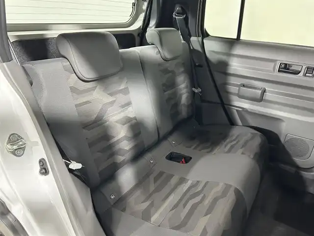 ダイハツ タフト G ダーククロムベンチャー 大阪府 2023(令5)年 1.6万km シャイニングホワイトパール 純正ディスプレイオーディオ　バックカメラ　フルセグTV　HDMI　衝突軽減ブレーキ　レーンキープアシスト　ガラスルーフ　ドライブレコーダー　シートヒーター　オートライト　LEDヘッドライト　スマートキー