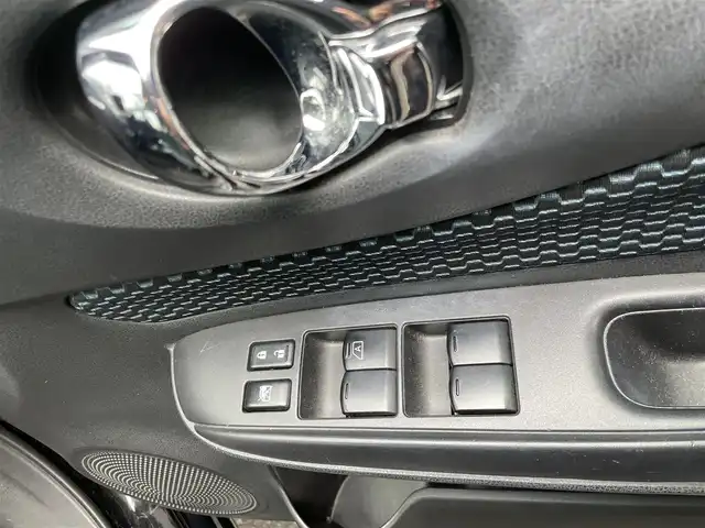 日産 ノート X DIG－S 島根県 2013(平25)年 11.1万km スーパーブラック ワンオーナー　/社外ＳＤナビ　/フルセグTV　/ＤＶＤ再生　/ＥＴＣ　/アイドリングストップ　/スマートキー　/プッシュスタート　/純正フロアマット　/保証書　/取扱説明書　/スマートキー１本