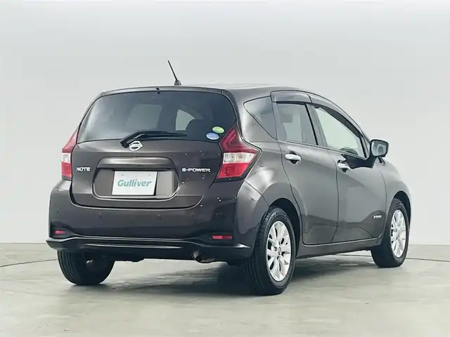 日産 ノート e－パワー X 福島県 2019(平31)年 4.1万km インペリアルアンバーP 純正ナビゲーション/・型式：MM218D-W/・CD/DVD/BT/TV/SD/AM・FM/・バックカメラ/ドライブレコーダー/プッシュスタート/・スマートキー/純正フロアマット/ドアバイザー