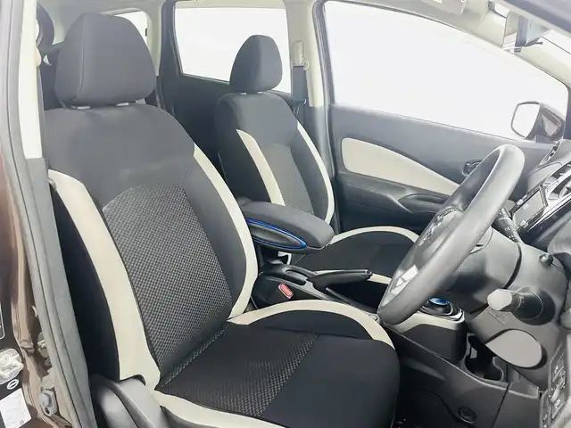 日産 ノート e－パワー X 福島県 2019(平31)年 4.1万km インペリアルアンバーP 純正ナビゲーション/・型式：MM218D-W/・CD/DVD/BT/TV/SD/AM・FM/・バックカメラ/ドライブレコーダー/プッシュスタート/・スマートキー/純正フロアマット/ドアバイザー