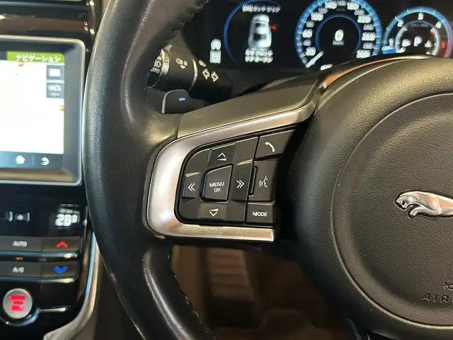 ジャガー ＸＥ XE プレステージ 道央・札幌 2018(平30)年 4.8万km ポラリスホワイト MERIDIANサウンド/黒革シート/電動フロントシート/シートヒーター/ACC/BSM/LDW/純正メモリナビ/フルセグTV/CD/DVD/USB/Bluetooth/バックカメラ/パーキングエイド/社外ドラレコ