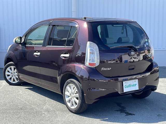 トヨタ パッソ プラスハナ Gパッケージ 三重県 2014(平26)年 7万km ダークレッドマイカ 純正7型ナビ(AM/FM/CD/TV/BT)/バックカメラ/ビルトインETC/純正フロアマット/横滑り防止/電動格納ミラー/禁煙車