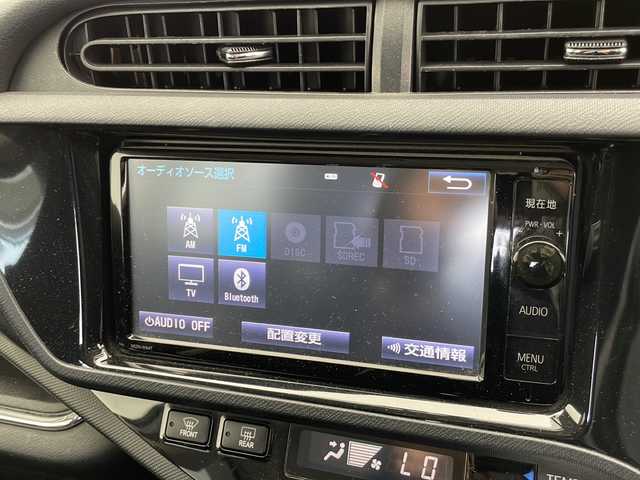 トヨタ アクア G G’s 愛知県 2014(平26)年 3.5万km ライムホワイトパールクリスタルシャイン 純正SDナビ/シートヒーター/フルセグ/CD/DVD/Bluetooth/バックカメラ/純正アルミホイール/LEDヘッドライト/ドライブレコーダー/ETC/ステアリングスイッチ/スマートキー/プッシュスタート