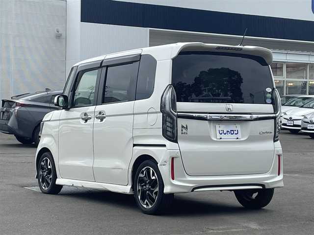 ホンダ Ｎ ＢＯＸ カスタム G L ターボ ホンダセンシング 宮城県 2018(平30)年 8.1万km プレミアムホワイトパールⅡ (株)IDOMが運営する【じしゃロン仙台店】の自社ローン専用車両になりますこちらは現金またはオートローンご利用時の価格です。自社ローンご希望の方は別途その旨お申付け下さい/ハーフレザーシート/両側パワスラ/SDナビ/フルセグ/Bluetooth/バックカメラ/クルコン/ビルトインETC/レーンキープアシスト/ブレーキアシストLEDヘッドライト
