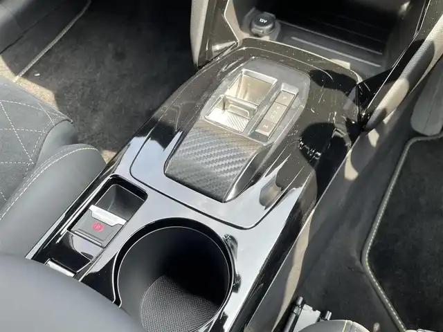 プジョー プジョー ２０８ GT 東京都 2022(令4)年 1.2万km 青 純正ナビ/バックカメラ/ACC/BSM/ETC/LKA/ハーフレザーシート/シートヒーター/ドライブレコーダー