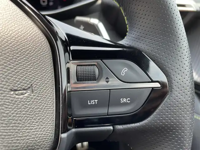 プジョー プジョー ２０８ GT 東京都 2022(令4)年 1.2万km 青 純正ナビ/バックカメラ/ACC/BSM/ETC/LKA/ハーフレザーシート/シートヒーター/ドライブレコーダー