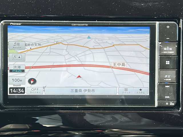 スズキ スイフト スポーツ 三重県 2019(令1)年 3.8万km ピュアホワイトP 社外ナビ/バックカメラ/前席シートヒーター/ビルトインＥＴＣ/前方ドライブレコーダー/オートハイビーム/純正フロアマット/革巻きステアリング/社外レーダー/社外マフラー/電動格納ミラー/禁煙車