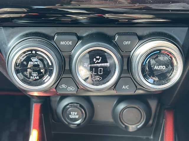 スズキ スイフト スポーツ 三重県 2019(令1)年 3.8万km ピュアホワイトP 社外ナビ/バックカメラ/前席シートヒーター/ビルトインＥＴＣ/前方ドライブレコーダー/オートハイビーム/純正フロアマット/革巻きステアリング/社外レーダー/社外マフラー/電動格納ミラー/禁煙車
