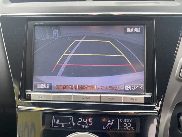 トヨタ プリウス α S ツーリングセレクション 岡山県 2015(平27)年 14.2万km ホワイトパールクリスタルシャイン (株)IDOMが運営する【じしゃロン岡山店】の自社ローン専用車両になります。こちらは現金またはオートローンご利用時の価格です。自社ローンご希望の方は別途その旨お申付け下さい/・純正ナビゲーション/・バックカメラ/・ドラレコ/・ＥＴＣ