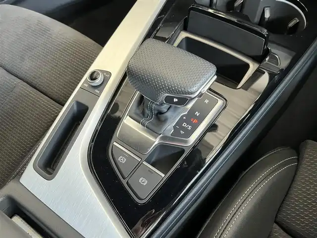 アウディ Ａ４ 45TFSIクワトロ Sライン 山形県 2020(令2)年 2.4万km デイトナグレーパールエフェクト 純正ナビ/360°カメラ/社外フルセグTV/前後ドライブレコーダー/シートヒーター/パドルシフト/ハーフレザーシート/バーチャルコックピット/パワーシート/ミラーヒーター/コーナーセンサー/アウディプレセンス/レーンキープアシスト/サイドアシスト