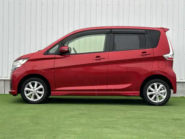 日産 デイズ ハイウェイスターX 香川県 2019(平31)年 3.2万km スパークリングレッドM 社外SDナビ　/【CD/DVD/Ｂｌｕｅｔｏｏｔｈ／地デジ対応】/全方位カメラ　/衝突軽減ブレーキ　/車線逸脱警報システム　/ＨＩＤヘッドライト　/オートライト／オートハイビーム機能　/革巻きステアリング　/ＥＴＣ　/ウィンカーミラー　