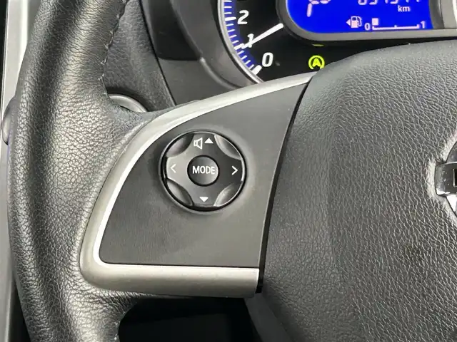 日産 デイズ ハイウェイスターX 香川県 2019(平31)年 3.2万km スパークリングレッドM 社外SDナビ　/【CD/DVD/Ｂｌｕｅｔｏｏｔｈ／地デジ対応】/全方位カメラ　/衝突軽減ブレーキ　/車線逸脱警報システム　/ＨＩＤヘッドライト　/オートライト／オートハイビーム機能　/革巻きステアリング　/ＥＴＣ　/ウィンカーミラー　