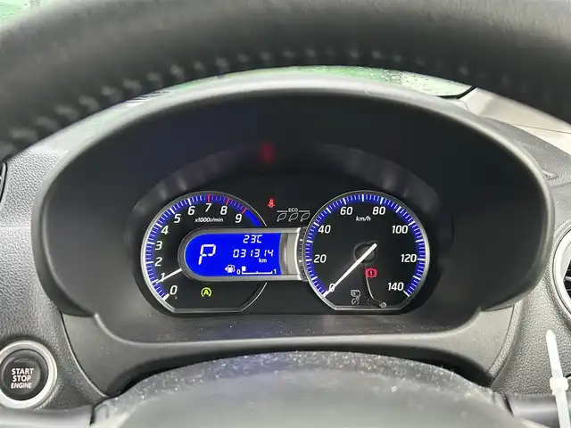 日産 デイズ ハイウェイスターX 香川県 2019(平31)年 3.2万km スパークリングレッドM 社外SDナビ　/【CD/DVD/Ｂｌｕｅｔｏｏｔｈ／地デジ対応】/全方位カメラ　/衝突軽減ブレーキ　/車線逸脱警報システム　/ＨＩＤヘッドライト　/オートライト／オートハイビーム機能　/革巻きステアリング　/ＥＴＣ　/ウィンカーミラー　