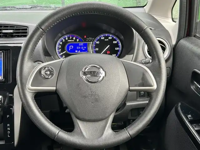 日産 デイズ ハイウェイスターX 香川県 2019(平31)年 3.2万km スパークリングレッドM 社外SDナビ　/【CD/DVD/Ｂｌｕｅｔｏｏｔｈ／地デジ対応】/全方位カメラ　/衝突軽減ブレーキ　/車線逸脱警報システム　/ＨＩＤヘッドライト　/オートライト／オートハイビーム機能　/革巻きステアリング　/ＥＴＣ　/ウィンカーミラー　