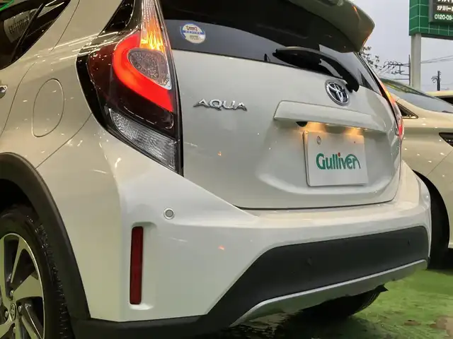 トヨタ アクア クロスオーバー グラム 神奈川県 2019(令1)年 4.5万km ホワイトパールクリスタルシャイン 純正9型ナビ/Bluetooth/CD/DVD/アラウンドビューカメラ/フルセグ/衝突被害軽減ブレーキ/車線逸脱抑制装置/オートマチックハイビーム/クリアランスソナー/ETC/ドラレコ/ハーフレザーシート/純正16インチAW/LEDヘッドライト/スマートキー2個