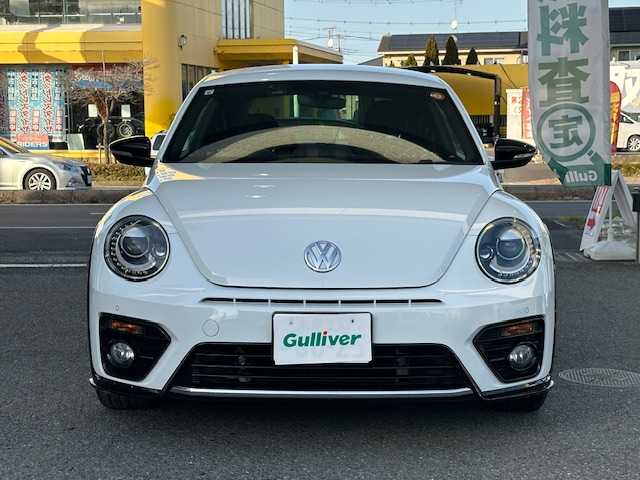 フォルクスワーゲン ザ・ビートル Rライン 茨城県 2017(平29)年 7.7万km 白 純正ナビ/ 【フルセグ/Bluetooth/CD/DVD】/バックカメラ/クルーズコントロール/スマートキー/コーナーセンサー/ドライブレコーダー/HIDヘッドライト/オートライト/純正17インチアルミホイール/新車時保証書