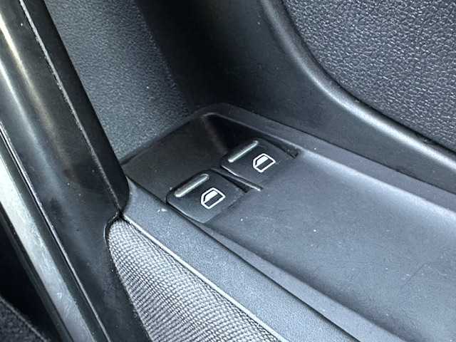 フォルクスワーゲン ザ・ビートル Rライン 茨城県 2017(平29)年 7.7万km 白 純正ナビ/ 【フルセグ/Bluetooth/CD/DVD】/バックカメラ/クルーズコントロール/スマートキー/コーナーセンサー/ドライブレコーダー/HIDヘッドライト/オートライト/純正17インチアルミホイール/新車時保証書