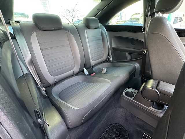 フォルクスワーゲン ザ・ビートル Rライン 茨城県 2017(平29)年 7.7万km 白 純正ナビ/ 【フルセグ/Bluetooth/CD/DVD】/バックカメラ/クルーズコントロール/スマートキー/コーナーセンサー/ドライブレコーダー/HIDヘッドライト/オートライト/純正17インチアルミホイール/新車時保証書