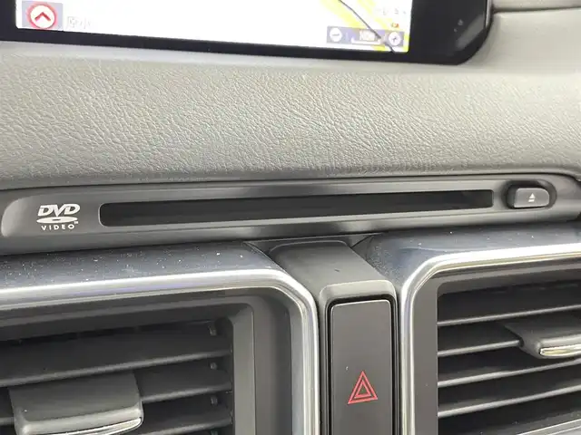 マツダ ＣＸ－５ XD Lパッケージ 千葉県 2017(平29)年 6万km チタニウムフラッシュマイカ 禁煙車/i-ACTIVSENSE/・衝突被害軽減ブレーキ/・レーンキープ・アシスト・システム/・ブラインド・スポット・モニタリング/・AT誤発進抑制制御/・アダプティブLEDヘッドライト/パワーバックドア/マツダコネクトナビ/CD/DVD/Bluetooth/フルセグ/Boseサウンドシステム/バックカメラ/レーダークルーズコントロール/LEDオートライト/レザーシート/シートヒーター/純正19インチアルミホイール/アイドリングストップ/USBポート