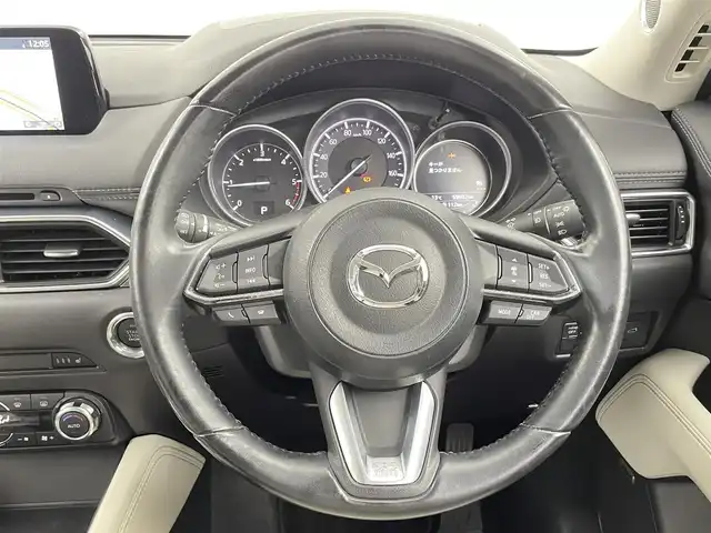 マツダ ＣＸ－５ XD Lパッケージ 千葉県 2017(平29)年 6万km チタニウムフラッシュマイカ 禁煙車/i-ACTIVSENSE/・衝突被害軽減ブレーキ/・レーンキープ・アシスト・システム/・ブラインド・スポット・モニタリング/・AT誤発進抑制制御/・アダプティブLEDヘッドライト/パワーバックドア/マツダコネクトナビ/CD/DVD/Bluetooth/フルセグ/Boseサウンドシステム/バックカメラ/レーダークルーズコントロール/LEDオートライト/レザーシート/シートヒーター/純正19インチアルミホイール/アイドリングストップ/USBポート