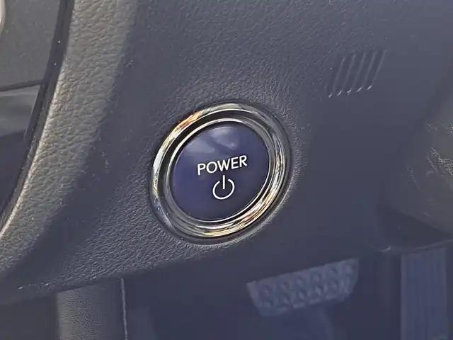 レクサス ＲＸ 450h バージョンL 大阪府 2017(平29)年 8.2万km ソニッククォーツ /禁煙車//ムーンルーフ//純正SDナビ/・CD・DVD・BT・フルセグTV・FM・AM・SD//パノラミックビューモニター//黒革シート//全席シートヒーター・前席エアシート//セカンドパワーシート//レーダークルーズコントロール//BSM//HUD//パワーバックドア//クリアランスソナー//ETC2.0//純正20インチアルミホイール//保証書//取扱説明書//スペアキー//純正EGスターター