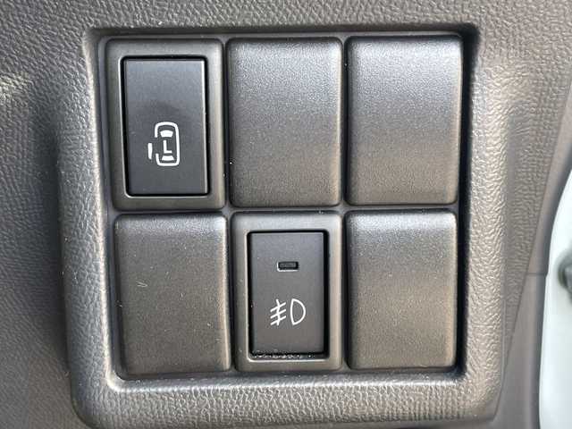 日産 ルークス ハイウェイスター 千葉県 2013(平25)年 4.2万km スノーパールホワイト ナビ　ＭＣ３１２Ｄ－Ａ　ＣＤ　ＤＶＤ　ドライブレコーダー　ＥＴＣ　片側パワースライドドア　ＨＩＤヘッドライト　オートライト　フォグランプ　スマートキー　社外アルミホイール　保証書　取扱説明書