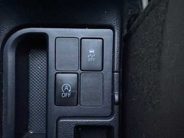 トヨタ ヴィッツ 1.3F LEDエディション 島根県 2016(平28)年 1.5万km クールソーダメタリック 純正SDナビ/・CD/FM/AM/Bluetooth/・ワンセグテレビ/ETC/ドライブレコーダー/バックカメラ/衝突軽減ブレーキ/盗難防止装置/ステアリングリモコン/LEDヘッドライト/オートライト/スマートキー/プッシュスタート/純正フロアマット/ドアバイザー