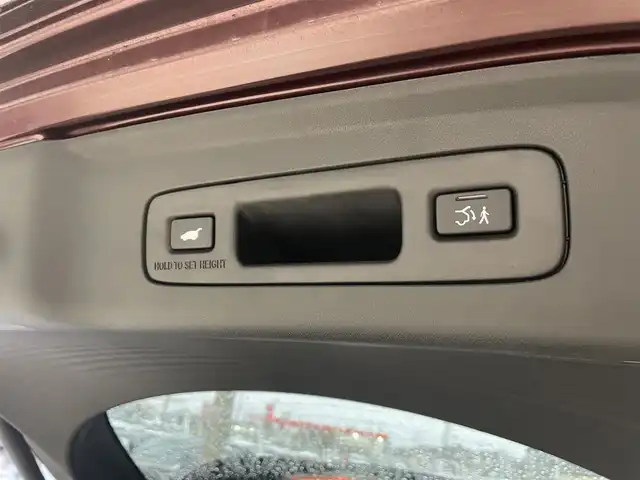 ホンダ ＺＲ－Ｖ ハイブリッド e:HEV Z 富山県 2023(令5)年 3.4万km ワイン 色番号R５７８M(プレミアムクリスタルガーネットメタリック)/ホンダセンシング/レーダークルーズコントロール/レーンキープアシスト/衝突軽減ブレーキ/オートマチックハイビーム/BOSEプレミアムサウンド/マルチビューカメラシステム/メーカーナビ/フルセグＴＶ/Bluetooth/10.2インチグラフィックメーター/置くだけ充電/革シート/シートヒーター/パワーシート/ステアリングヒーター/ドライブレコーダー/ビルトインETC/パワーバックドア/LEDオートライト