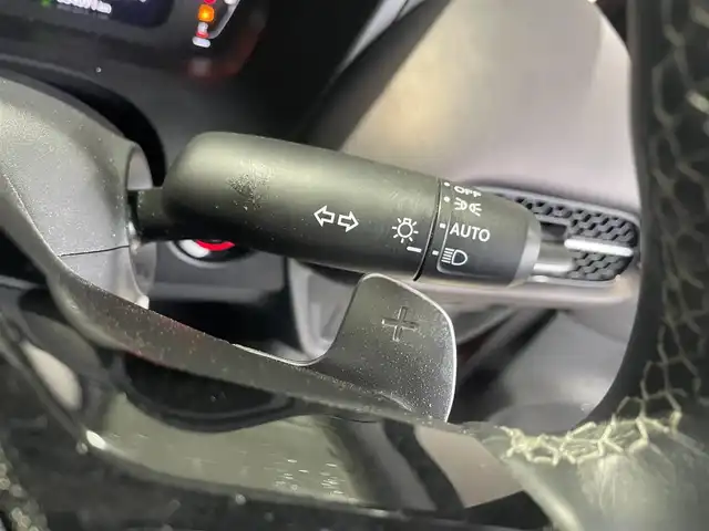 ホンダ ＺＲ－Ｖ ハイブリッド e:HEV Z 富山県 2023(令5)年 3.4万km ワイン 色番号R５７８M(プレミアムクリスタルガーネットメタリック)/ホンダセンシング/レーダークルーズコントロール/レーンキープアシスト/衝突軽減ブレーキ/オートマチックハイビーム/BOSEプレミアムサウンド/マルチビューカメラシステム/メーカーナビ/フルセグＴＶ/Bluetooth/10.2インチグラフィックメーター/置くだけ充電/革シート/シートヒーター/パワーシート/ステアリングヒーター/ドライブレコーダー/ビルトインETC/パワーバックドア/LEDオートライト