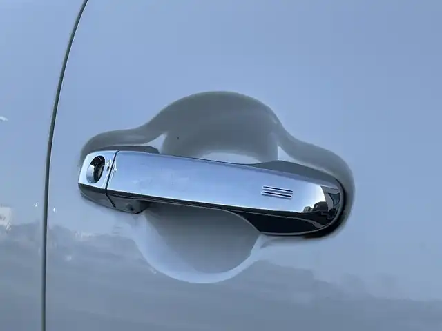 トヨタ アクア S スタイルブラック 香川県 2019(令1)年 4万km ホワイトパールクリスタルシャイン Toyota Safety Sense/〇プリクラシュセーフティ/〇レーンディパーチャーアラート/〇オートマチックハイビーム/〇パーキングサポートブレーキ/〇先行車発進告知/〇クリアランスソナー/社外7インチSDナビ/ワンセグTV/CD/Bluetooth/バックカメラ/ETC/スマートキー×２