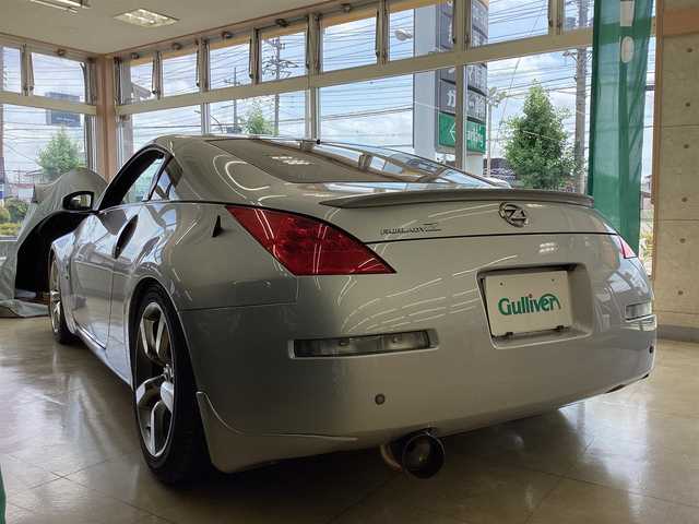 日産 フェアレディ Ｚ バージョンT 栃木県 2007(平19)年 8.6万km ブリリアントシルバー  純正ナビ/ バックカメラ/ ETC/ HIDヘッドライト/ シートヒーター/ BOSEサウンド/ D席N席パワーシート/ MTモード付きAT/ FUJITSUBOマフラー/ TEIN車高調/ ドラレコ/ 純正フロアマット/ 取説・ナビ説・保証書
