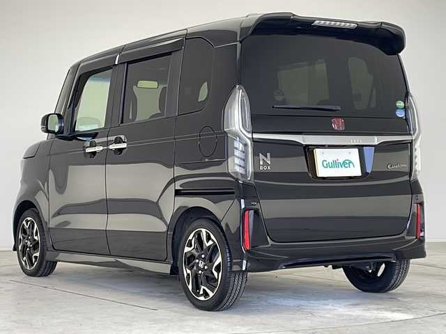 ホンダ Ｎ ＢＯＸ カスタム G L ターボ ホンダセンシング 愛知県 2018(平30)年 2.4万km クリスタルブラックパール ホンダセンシング/衝突軽減システム/７型SDナビ/両側パワースライドドア/クルーズコントロール/フルセグ/CD/Bluetooth/バックカメラ/コーナーセンサー/純正アルミホイール/LEDヘッドライト/パドルシフト/オートマチックハイビーム/ドライブレコーダー/ETC/ステアリングスイッチ/スマートキー/プッシュスタート