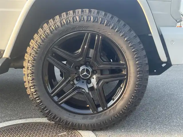 メルセデス・ベンツ ゲレンデヴァーゲン Ｇ３５０ｄ 富山県 2016(平28)年 4万km 白 harman/kardonプレミアムサウンド/サンルーフ/純正ナビ/フルセグTV/バックカメラ/ETC/レザーシート/前席パワーシート/前席メモリー機能付き/全席シートヒーター/ブラインドスポットアシスト/クルーズコントロール/コーナーセンサー/アイドリングストップ/横滑り防止装置