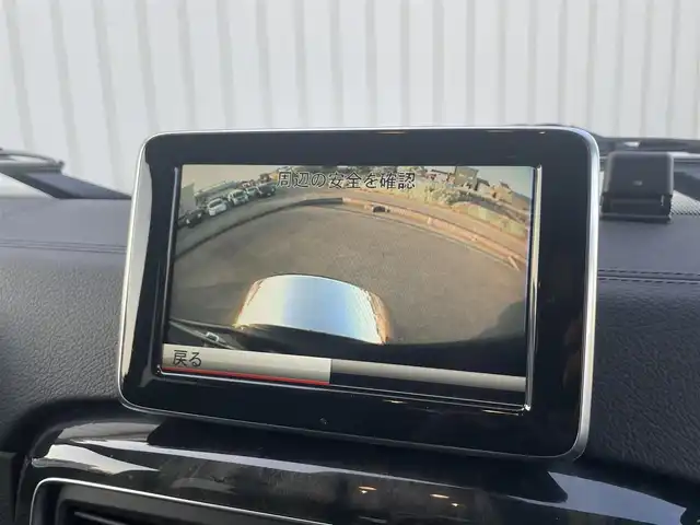 メルセデス・ベンツ ゲレンデヴァーゲン Ｇ３５０ｄ 富山県 2016(平28)年 4万km 白 harman/kardonプレミアムサウンド/サンルーフ/純正ナビ/フルセグTV/バックカメラ/ETC/レザーシート/前席パワーシート/前席メモリー機能付き/全席シートヒーター/ブラインドスポットアシスト/クルーズコントロール/コーナーセンサー/アイドリングストップ/横滑り防止装置