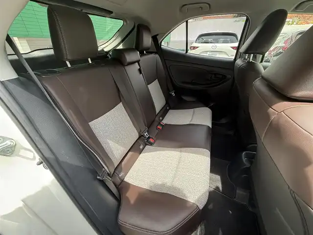 トヨタ ヤリスクロス Z 千葉県 2020(令2)年 3.5万km ホワイトパールクリスタルシャイン 純正メモリナビ(FM/AM/Bluetooth/フルセグTV)/全方位モニター/トヨタセーフティセンス/・プリクラッシュセーフティ/・レーントレーシングアシスト/・アダプティブハービーム/・オートマチックハイビーム/・ロードサインアシスト/・レーダークルーズコントロール/・先行車発進告知機能/前後ドライブレコーダー/前席シートヒーター/パワーシート/ETC2.0/前後コーナーセンサー/スマートキー/スペアキー/保証書/取扱説明書