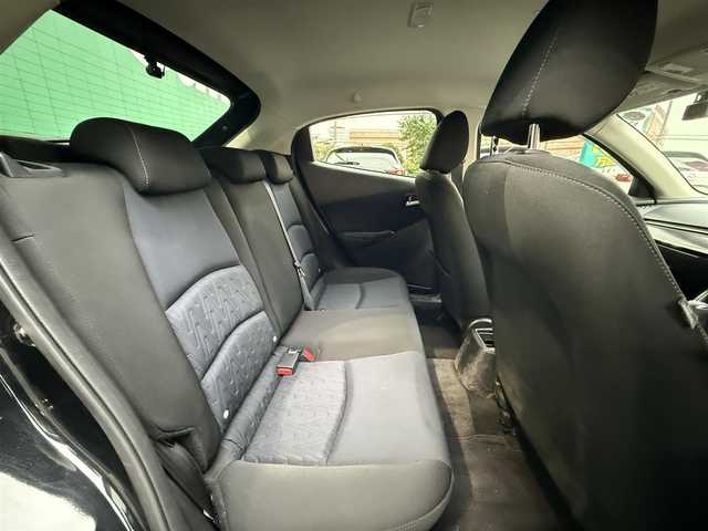 マツダ デミオ XD 兵庫県 2016(平28)年 7万km ジェットブラックマイカ 純正ナビ（AM/FM/CD/DVD/フルセグTV/AUX/Bluetooth）/バックカメラ/ドライブレコーダー/ETC/クルーズコントロール/ブラインド・スポット・モニタリング/車線逸脱警報システム/前席シートヒーター/LEDヘッドランプ/レインセンサーワイパー/純正アルミホイール付きサマータイヤ積み込み